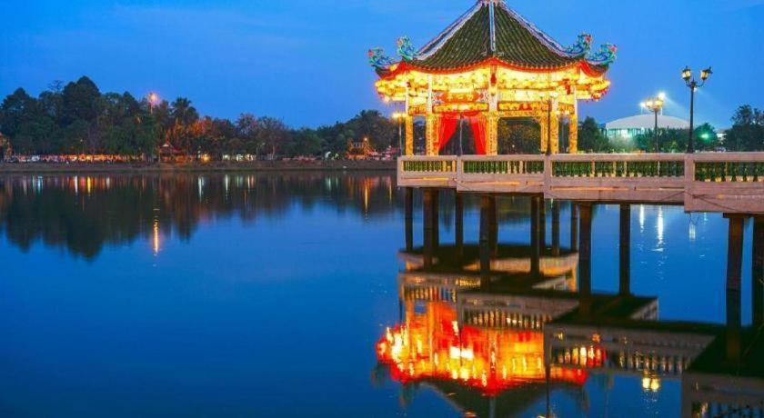 B2 Udon Thani Boutique And Budget Hotel Εξωτερικό φωτογραφία