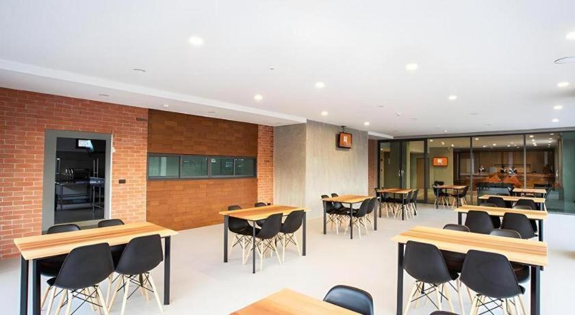 B2 Udon Thani Boutique And Budget Hotel Εξωτερικό φωτογραφία