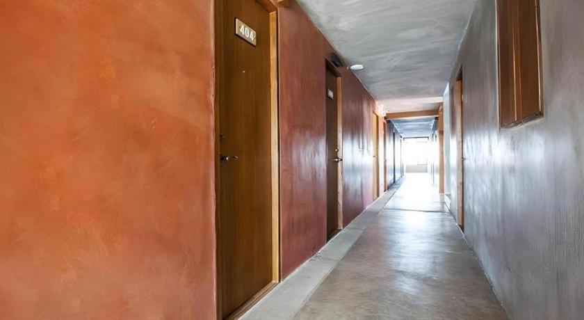 B2 Udon Thani Boutique And Budget Hotel Εξωτερικό φωτογραφία